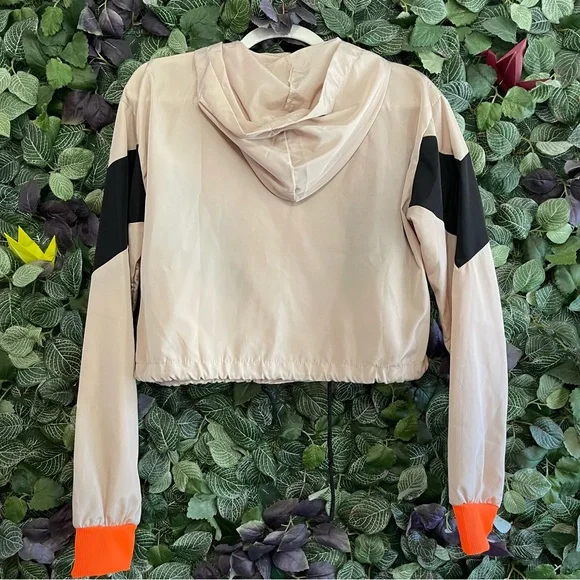 Boohoo- Cropped Hooded Paneled Windbreaker Jacket| Lightweight Polyester Size 12 - Picture 4 of 10